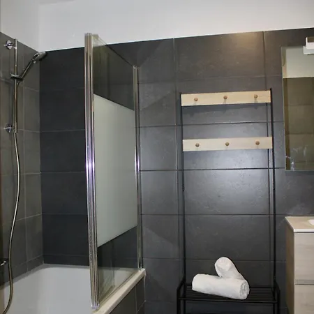 Apartament Les Hauts Du Port-appartement Elegant Et