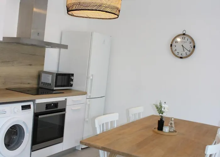 Les Hauts Du Port-appartement Elegant Et ボニファシオ